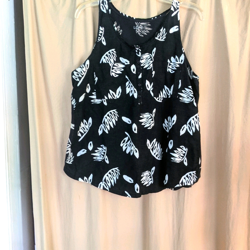 Ann Taylor Loft Black and White Sleeveless Top